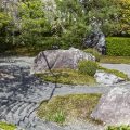 日本庭園で使われる石組の技術と哲学：自然を再現する石の世界